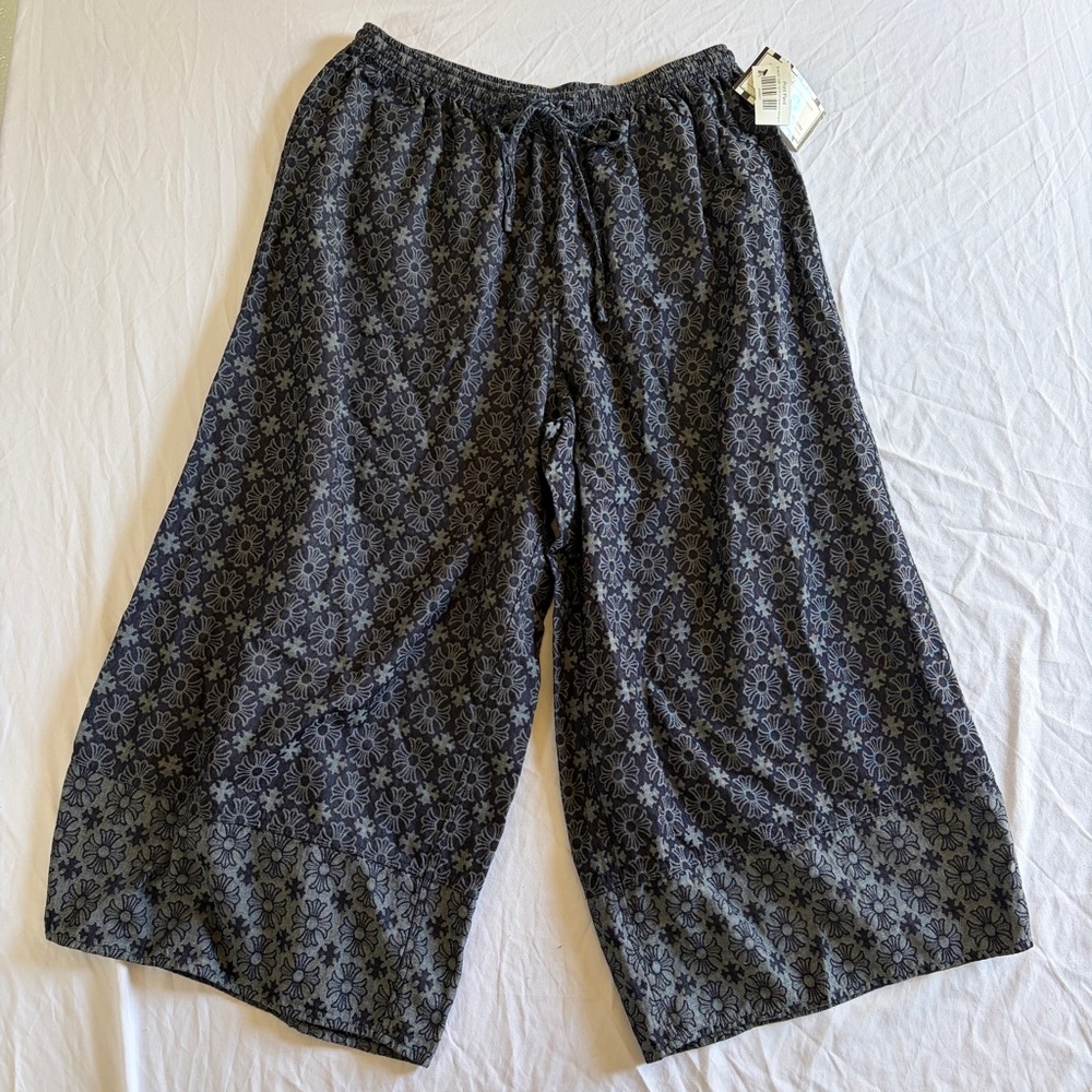 NWT Block Print Culotte Pants